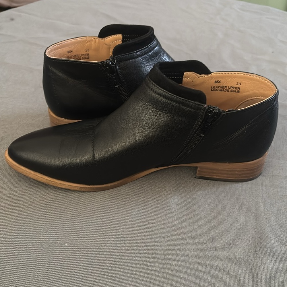 Excellent Condition Avellini Pointed Toe Ankle Boots Size 38 US 7Italian Leather - Picture 5 of 8